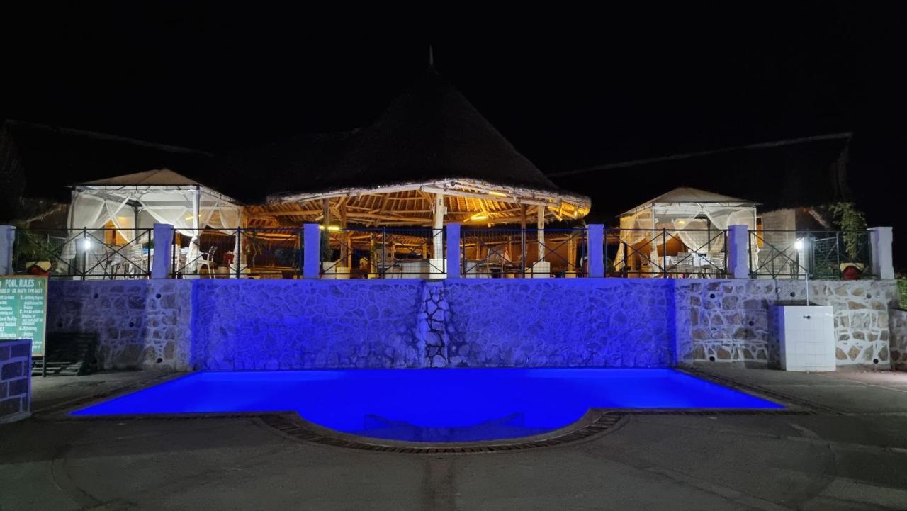 Manyatta Camp Hotel Voi Exterior photo