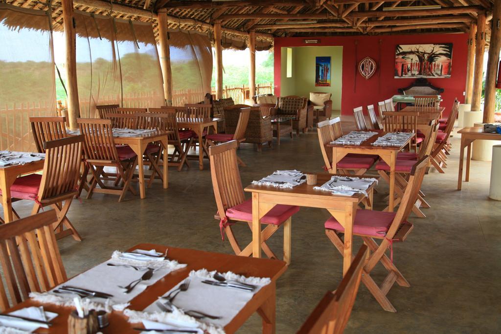 Manyatta Camp Hotel Voi Exterior photo