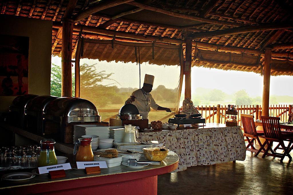 Manyatta Camp Hotel Voi Exterior photo
