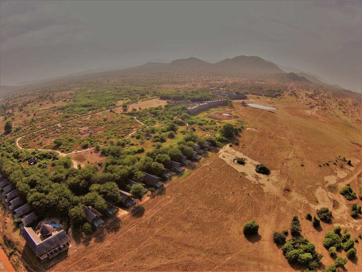 Manyatta Camp Hotel Voi Exterior photo